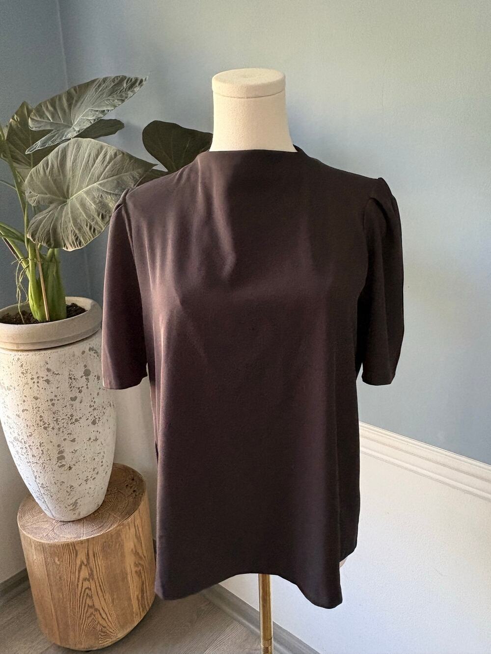 Calvin Klein Charcoal Gray High Neck Puff Shoulder Top Small Short Sleeve